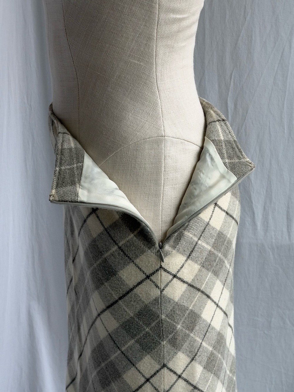 Vintage 90s RALPH Ralph Lauren Tartan Label Plaid Bias Cut A-Line Skirt | Size 8 - Picture 6 of 13